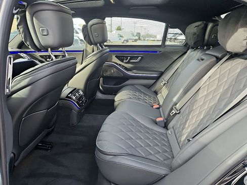 New 2026 Mercedes-Benz S 580 4MATIC Sedan image 9