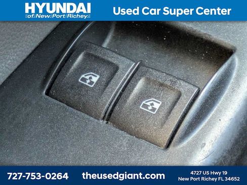 Used 2015 Chevrolet Colorado W/T RWD image 29