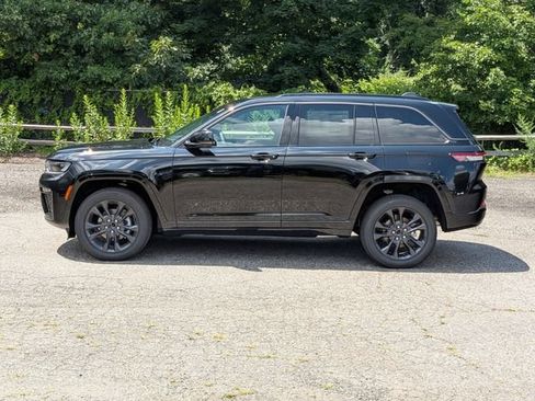 New 2026 Jeep Grand Cherokee Limited AWD/4WD image 6