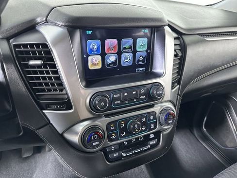 Used 2019 Chevrolet Tahoe LS RWD image 14