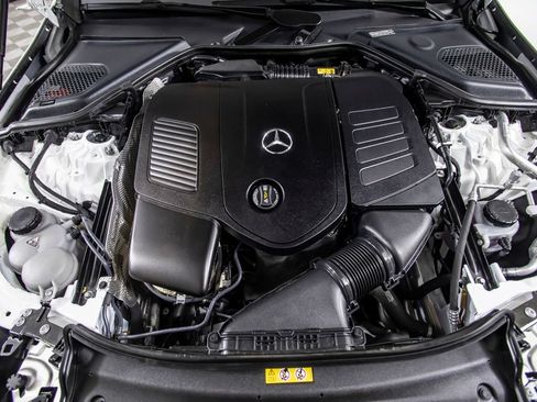 Used 2024 Mercedes-Benz E 350 4MATIC Sedan image 45