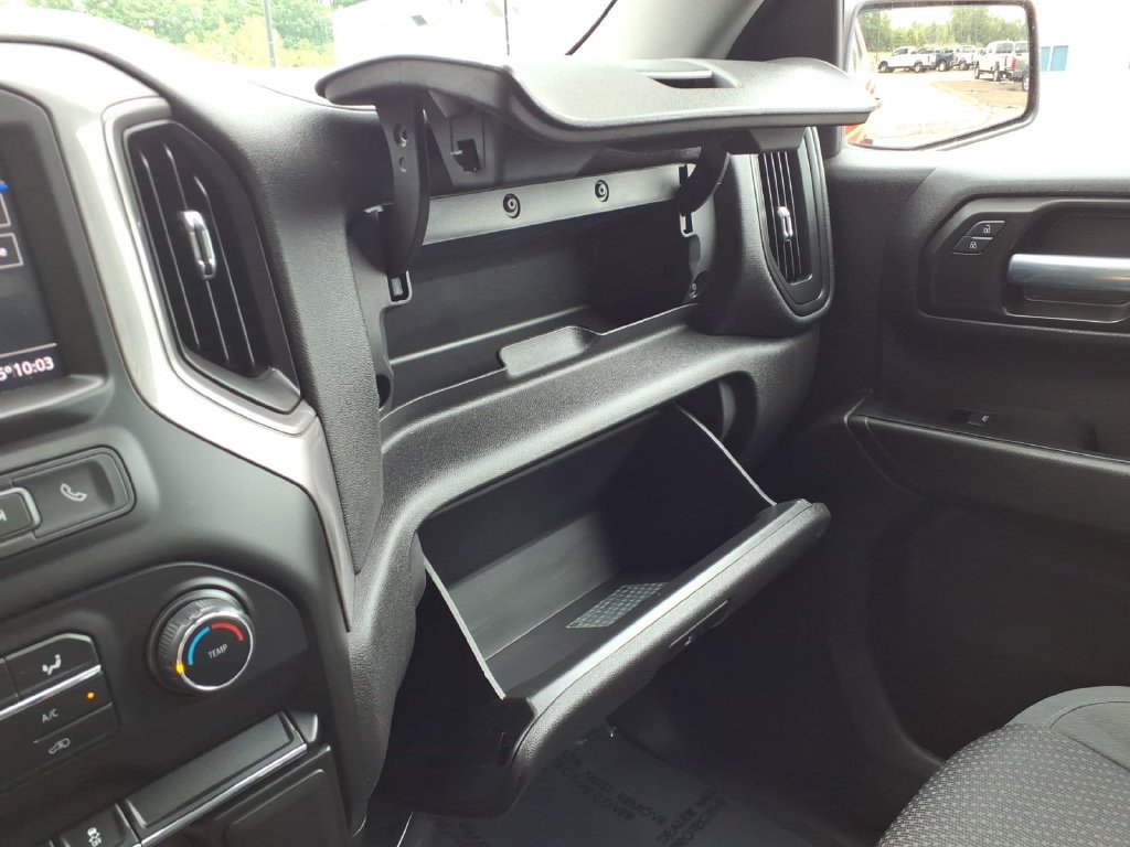Used 2021 Chevrolet Silverado 1500 Custom Trail Boss AWD/4WD image 29
