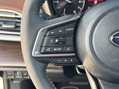 Certified 2025 Subaru Outback Touring w/ Tech Package 2 image 31