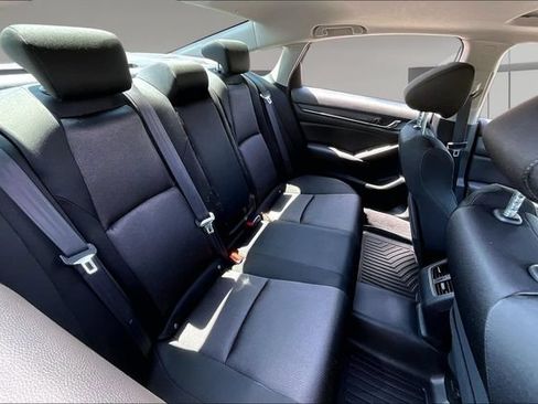Used 2020 Honda Accord EX image 22