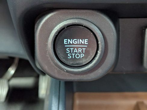 Used 2024 Ford Maverick Lariat w/ FX4 Off-Road Package AWD/4WD image 35