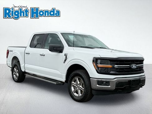 Used 2025 Ford F150 XLT w/ Equipment Group 301A Standard AWD/4WD image 10