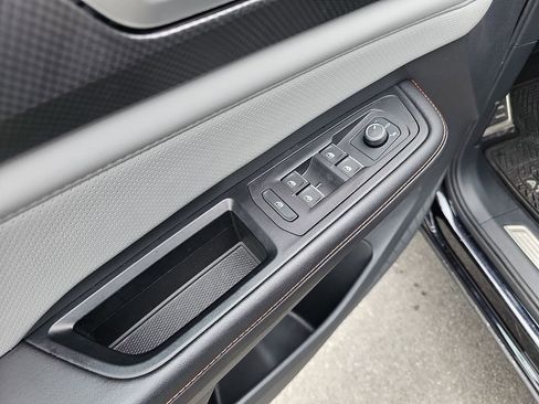 Used 2024 Volkswagen Atlas Peak Edition SEL AWD/4WD image 19