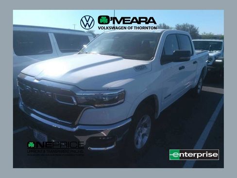 Used 2025 RAM 1500 Big Horn AWD/4WD image 1