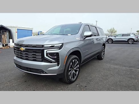 New 2026 Chevrolet Suburban High Country image 28