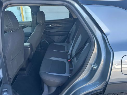 Used 2025 Chevrolet TrailBlazer LT image 23