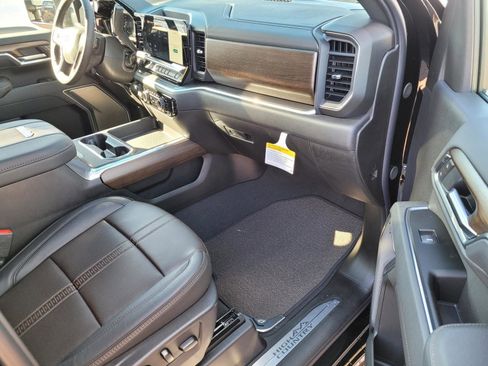 New 2026 Chevrolet Silverado 3500 High Country w/ Technology Package image 6