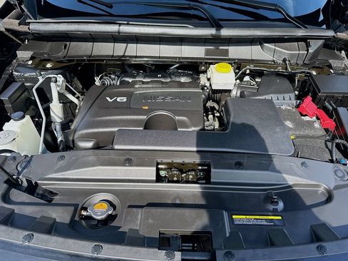 Certified 2024 Nissan Pathfinder SL FWD image 29