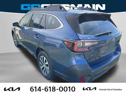 Used 2022 Subaru Outback 2.5i image 3