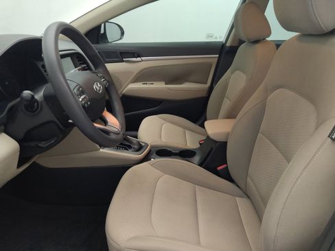 Used 2019 Hyundai Elantra SEL FWD image 17