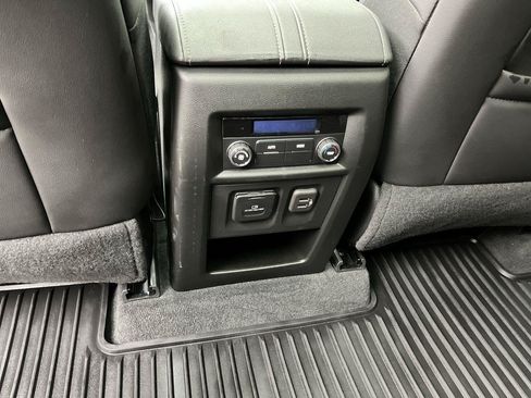 Certified 2023 Chevrolet Traverse LT w/ LT Premium Package AWD/4WD image 14