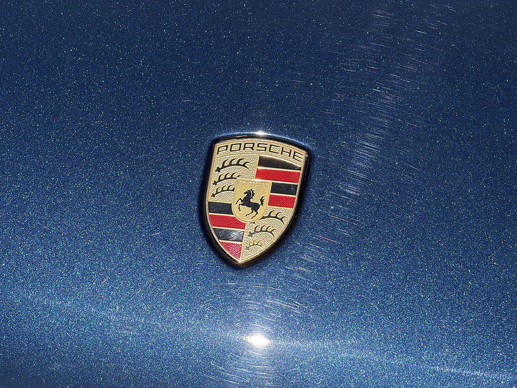 Used 2020 Porsche Macan AWD/4WD image 31