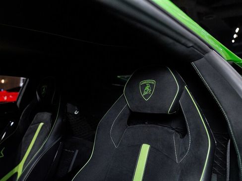 Used 2016 Lamborghini Aventador LP 750-4 Superveloce AWD/4WD image 10