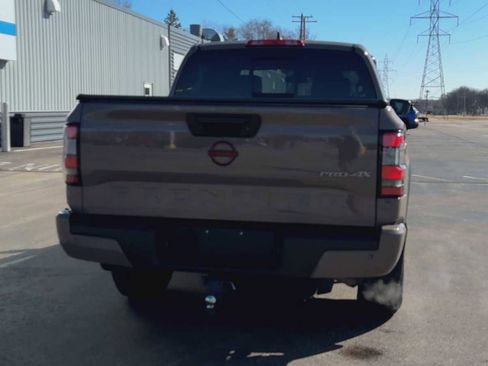 Used 2023 Nissan Frontier PRO-4X w/ Pro Convenience Package image 3