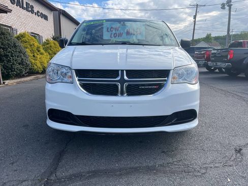 Used 2013 Dodge Grand Caravan SE FWD image 3