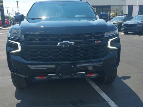 Used 2024 Chevrolet Tahoe Z71 w/ Luxury Package AWD/4WD image 1