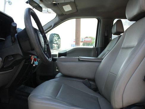 Used 2020 Ford F250 XL w/ Power Equipment Group AWD/4WD image 13