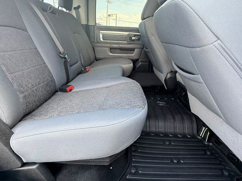 Used 2018 RAM 1500 Big Horn AWD/4WD image 41