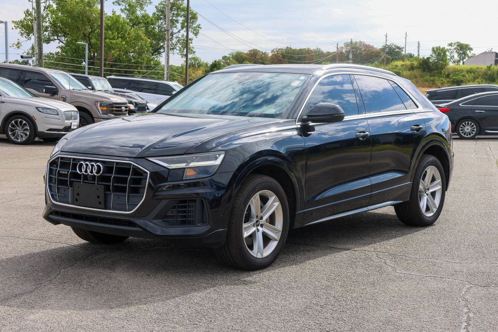Used 2021 Audi Q8 Premium w/ Convenience Package AWD/4WD image 6