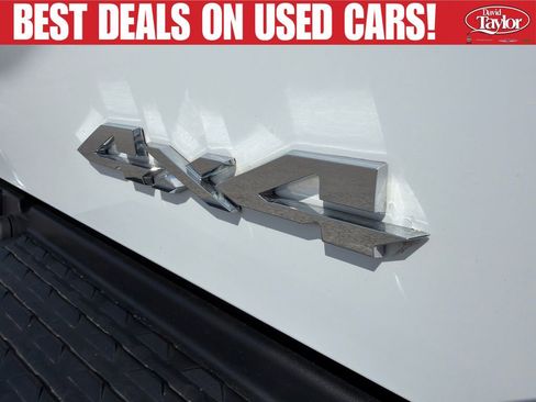 Used 2024 RAM 3500 Tradesman w/ Chrome Appearance Group AWD/4WD image 40