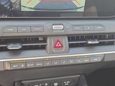 New 2025 Kia K4 LXS image 26