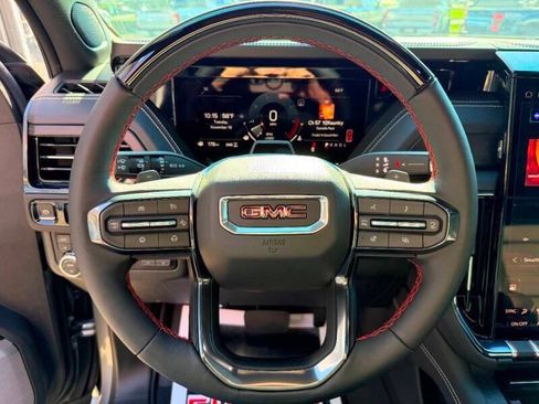 Used 2025 GMC Yukon AT4 Ultimate w/ LPO, Floor Liner Package AWD/4WD image 25