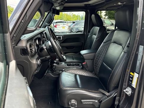 Used 2021 Jeep Wrangler Unlimited Sahara AWD/4WD image 19