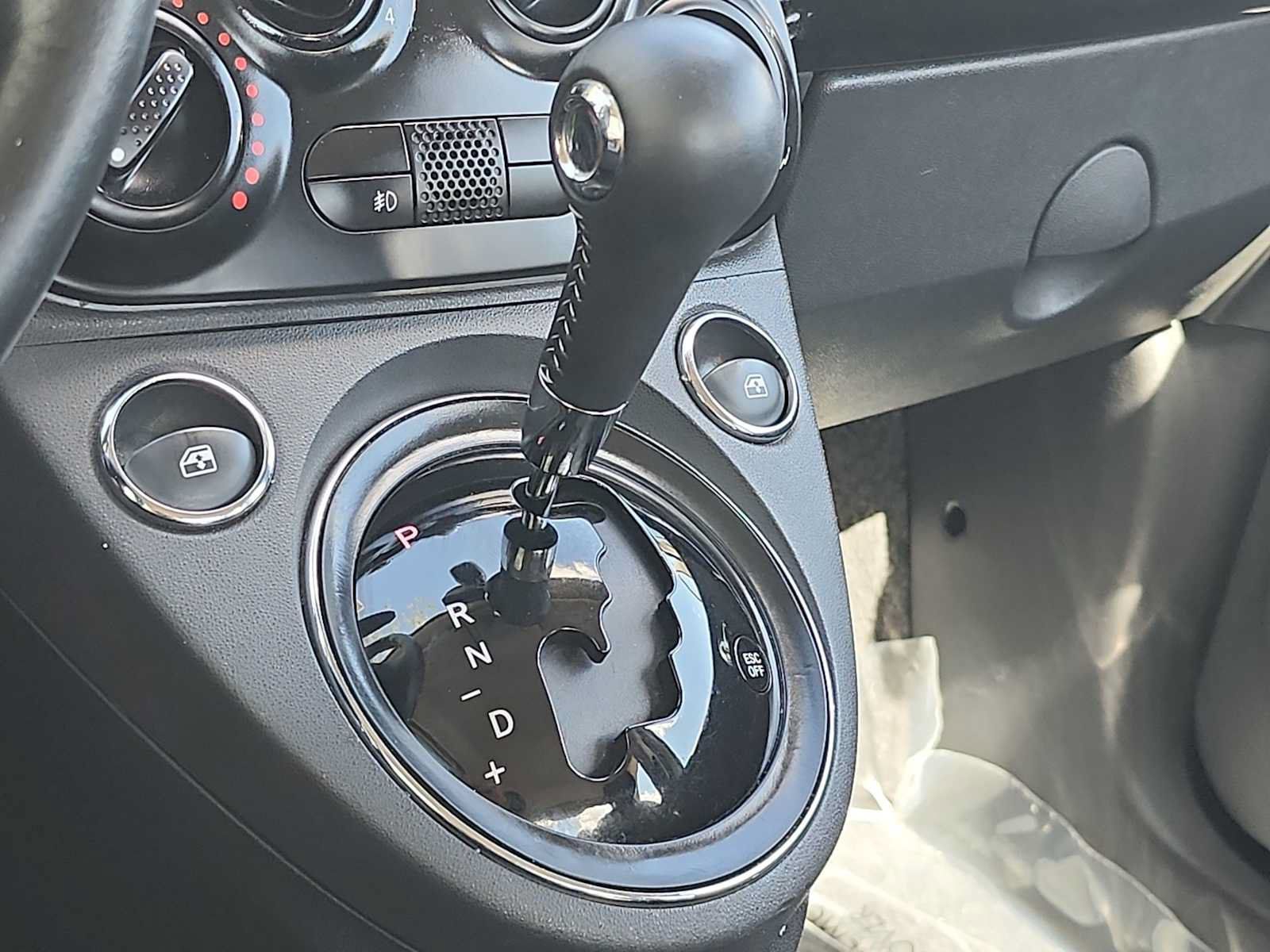 Used 2019 FIAT 500 Pop w/ Urbana Appearance Package FWD image 20