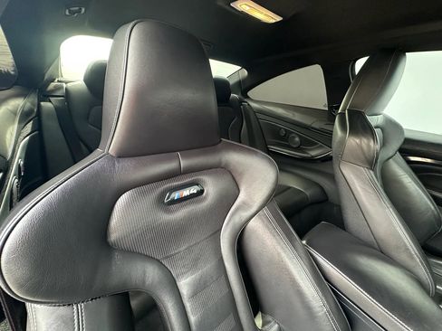 Used 2018 BMW M4 Coupe w/ Competition Package image 27