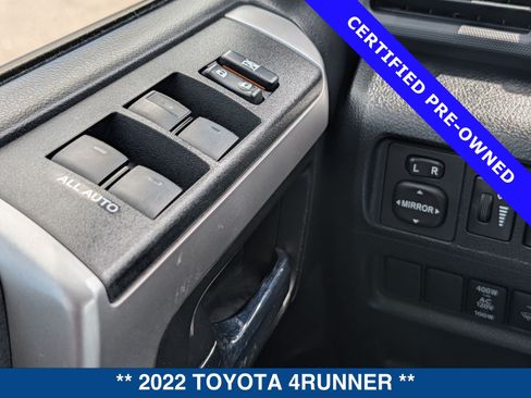 Used 2022 Toyota 4Runner SR5 Premium w/ Moonroof Package AWD/4WD image 24