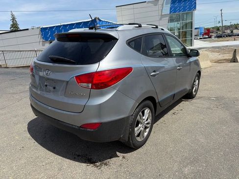 Used 2012 Hyundai Tucson GLS FWD image 8