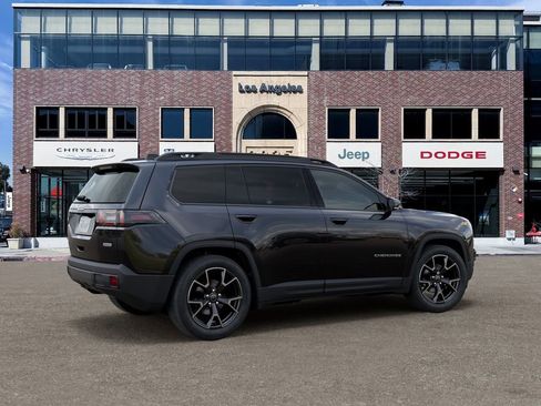 New 2026 Jeep Cherokee Overland image 4