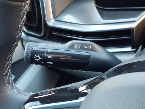 Used 2025 Kia Sorento S w/ Panoramic Sunroof Package image 33