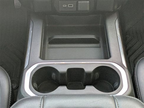 Used 2021 Chevrolet Silverado 1500 RST image 19