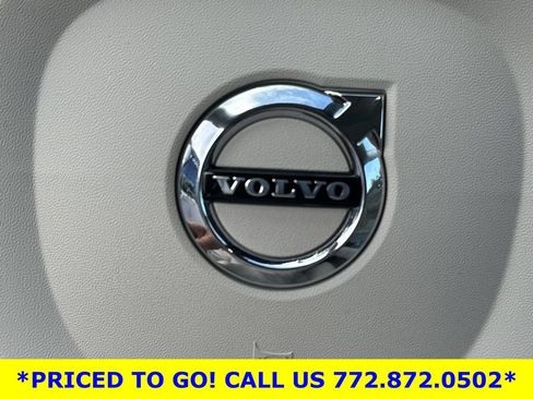 Used 2024 Volvo XC60 B5 Ultimate AWD/4WD image 24