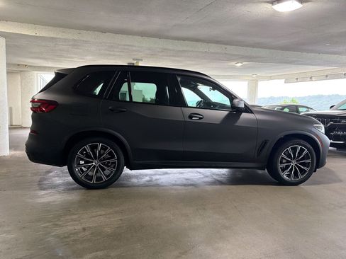 Used 2023 BMW X5 sDrive40i w/ M Sport Package RWD image 6