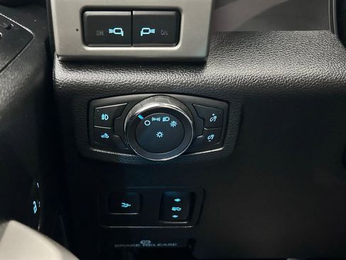 Used 2019 Ford F350 Lariat w/ Lariat Ultimate Package AWD/4WD image 20