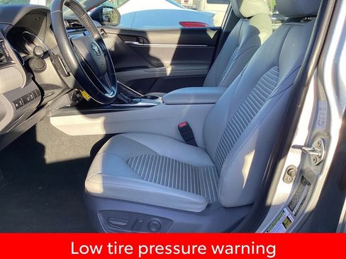 Used 2019 Toyota Camry SE image 9