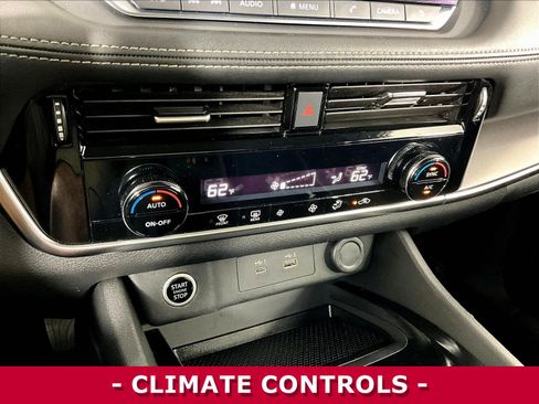 Used 2021 Nissan Rogue SV AWD/4WD image 15
