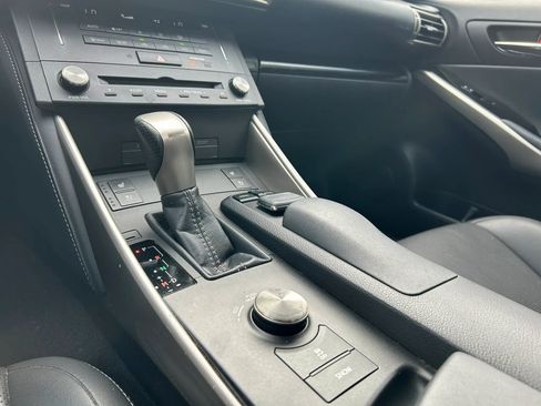 Used 2015 Lexus IS 250 AWD w/ Navigation System Package image 21