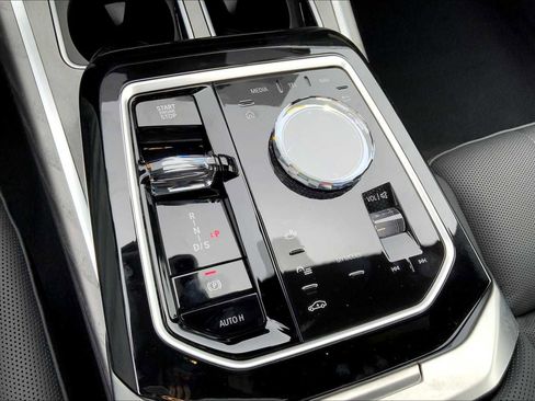 New 2025 BMW 760i xDrive 760i xDrive image 17