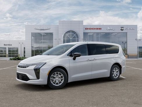 New 2027 Chrysler Pacifica Select FWD image 2
