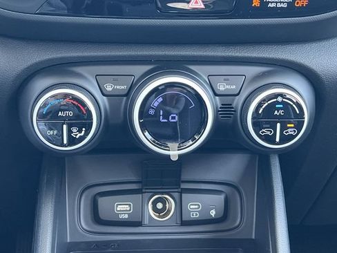 New 2026 Hyundai Venue SEL FWD image 16