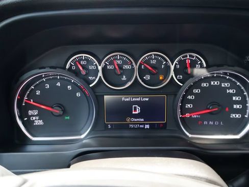 Used 2021 Chevrolet Silverado 1500 LT w/ Z71 Off-Road Package AWD/4WD image 13