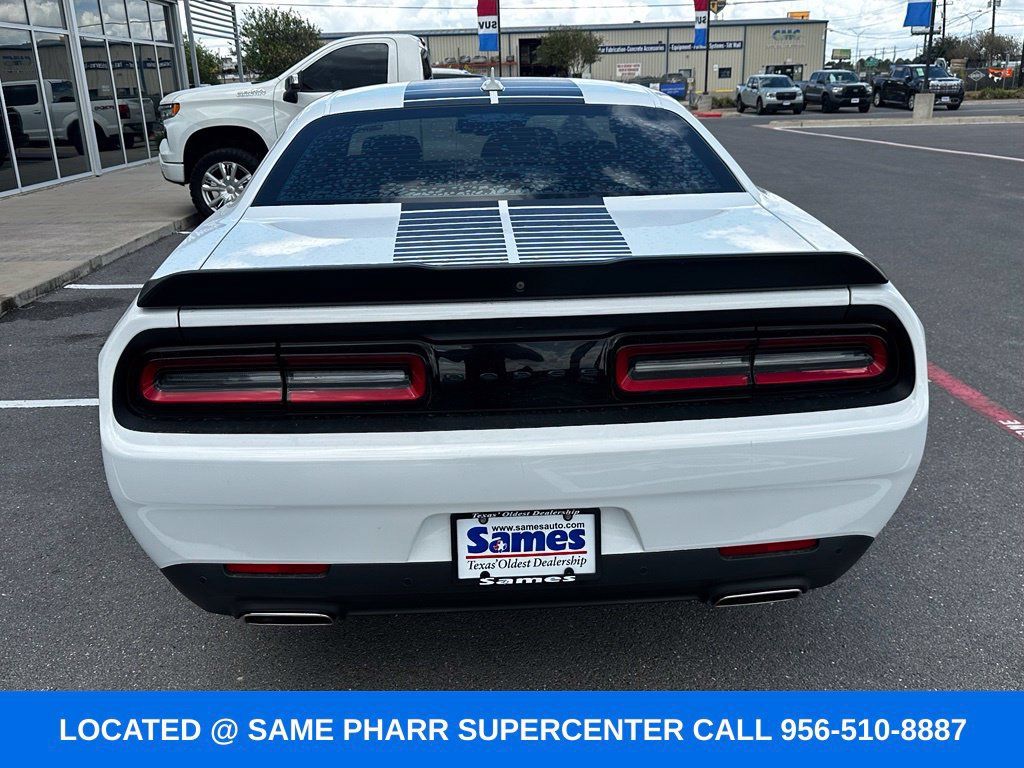 Used 2022 Dodge Challenger SXT w/ Plus Package RWD image 12