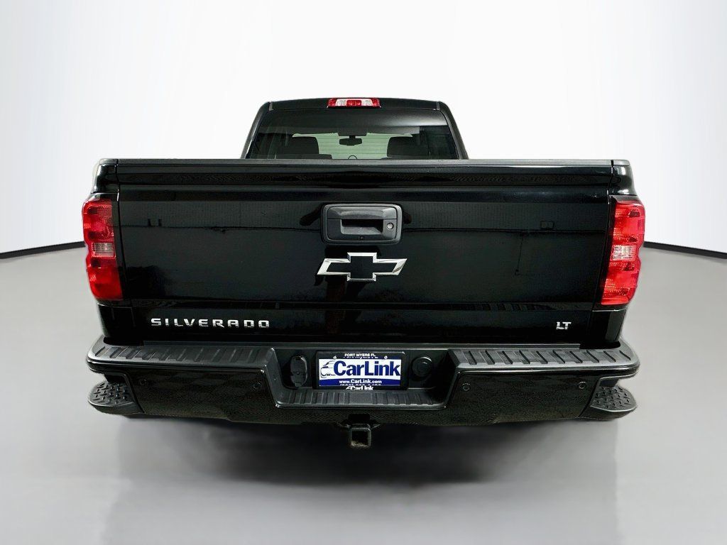Used 2017 Chevrolet Silverado 1500 LT w/ Midnight Edition AWD/4WD image 7